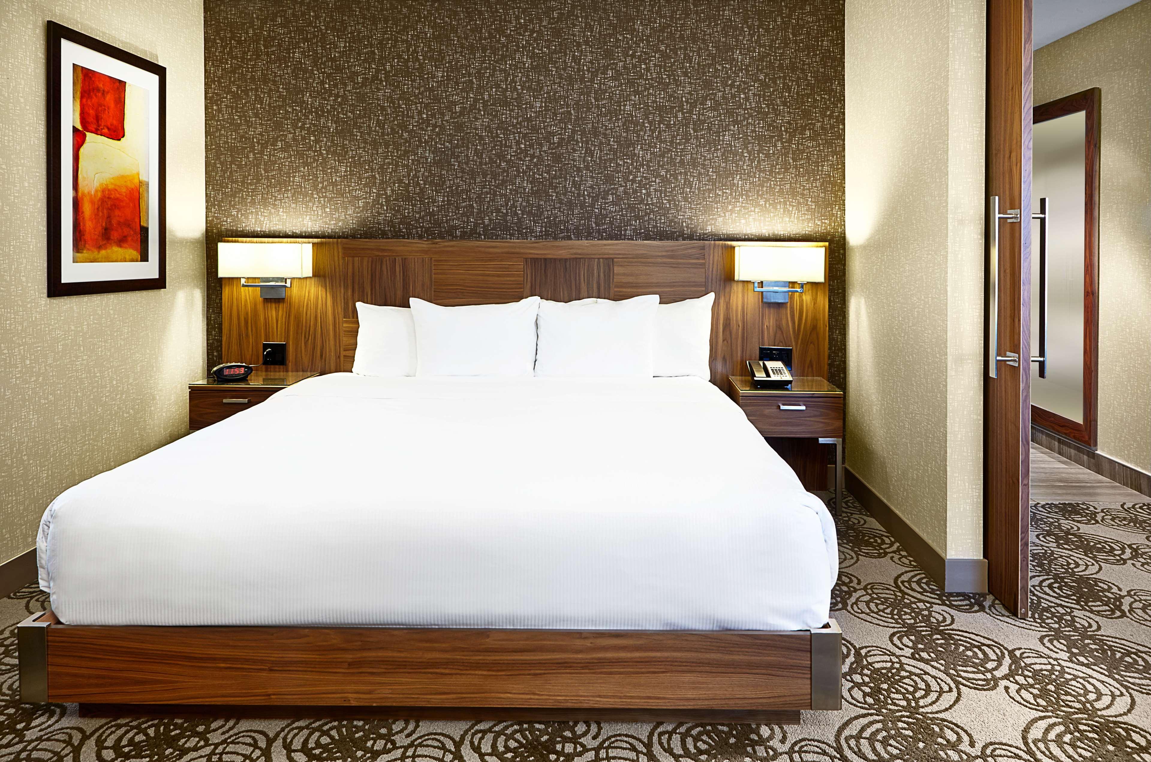Hilton Montreal/Laval Hotell Exteriör bild