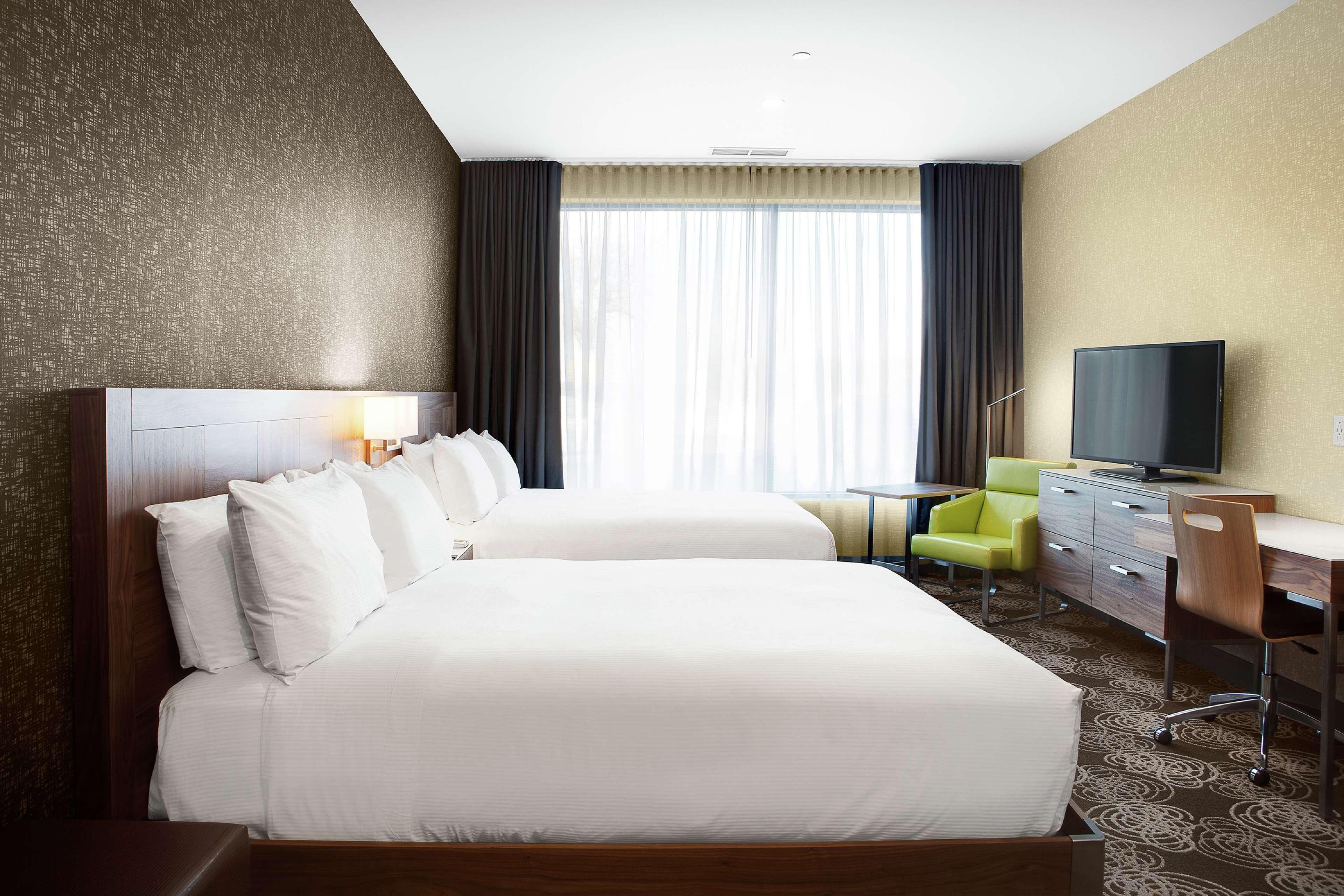 Hilton Montreal/Laval Hotell Exteriör bild