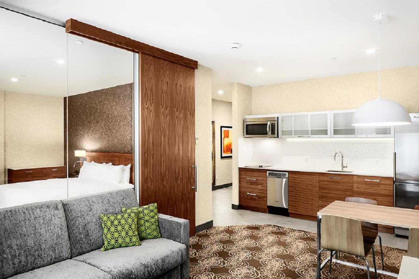 Hilton Montreal/Laval Hotell Exteriör bild
