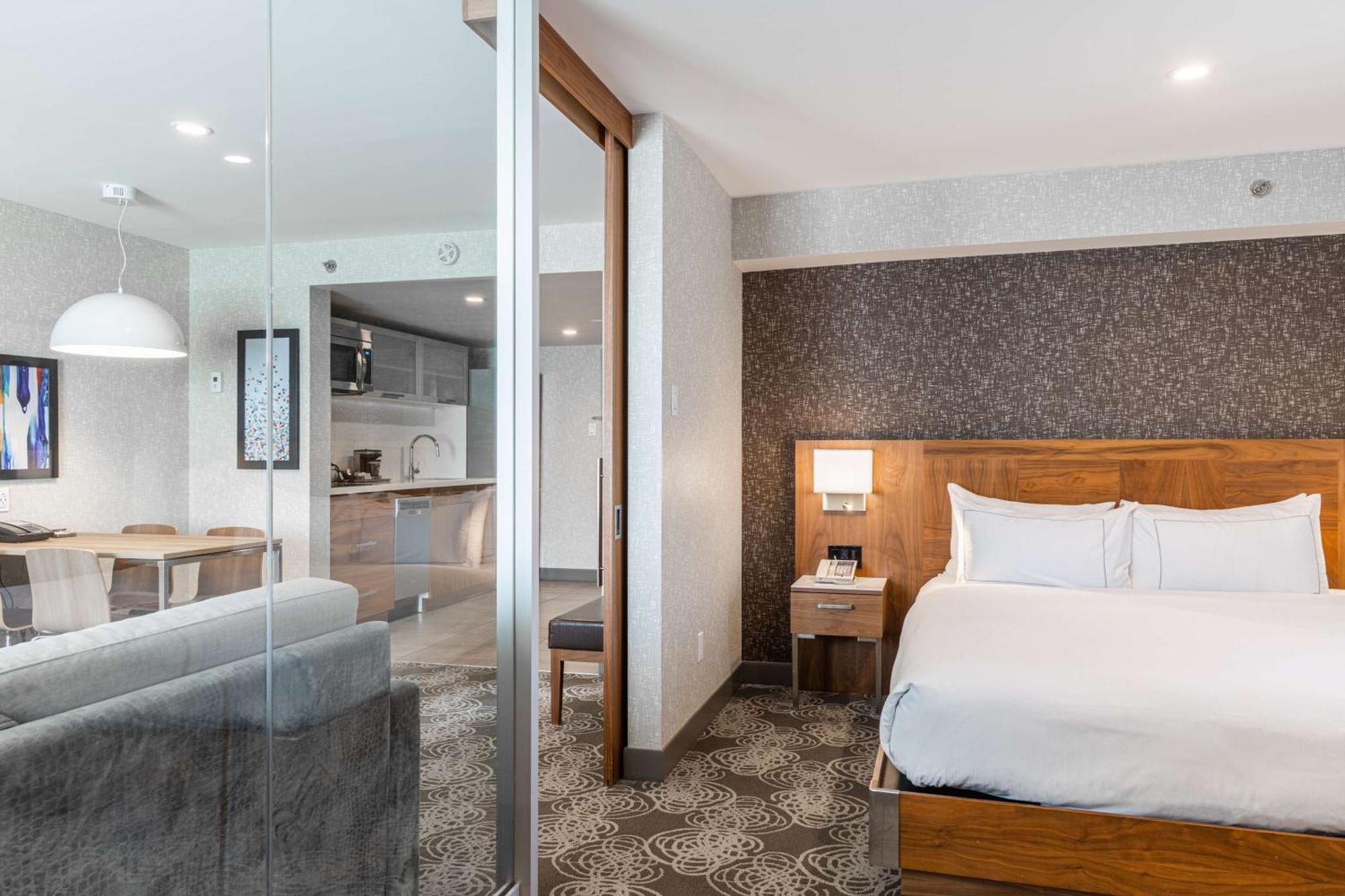Hilton Montreal/Laval Hotell Exteriör bild